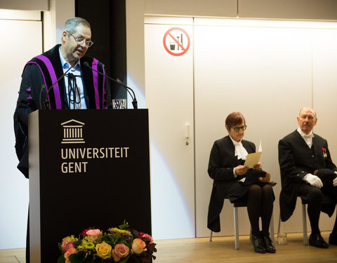 Proclamatie afgestudeerden zesjarige opleiding geneeskunde 