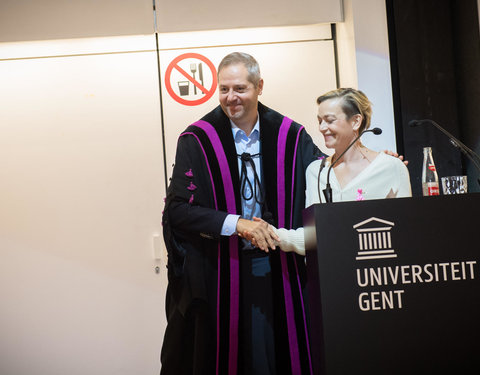 Proclamatie afgestudeerden zesjarige opleiding geneeskunde 