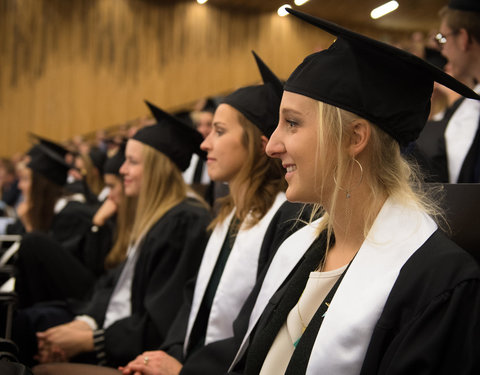 Proclamatie afgestudeerden zesjarige opleiding geneeskunde 