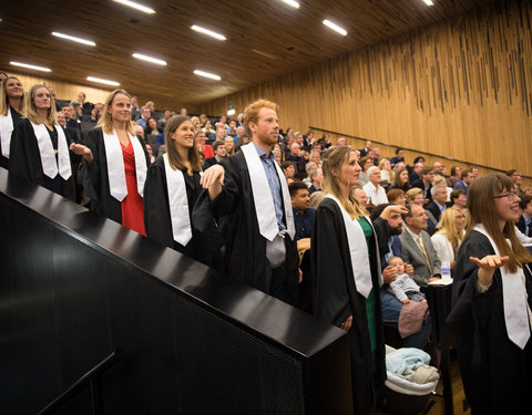 Proclamatie afgestudeerden zesjarige opleiding geneeskunde 