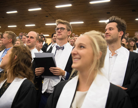 Proclamatie afgestudeerden zesjarige opleiding geneeskunde 