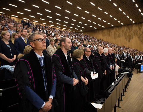 Proclamatie afgestudeerden zesjarige opleiding geneeskunde 