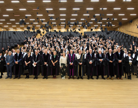 Proclamatie afgestudeerden zesjarige opleiding geneeskunde 