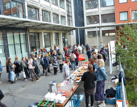 Plantactie op Campus Dunant