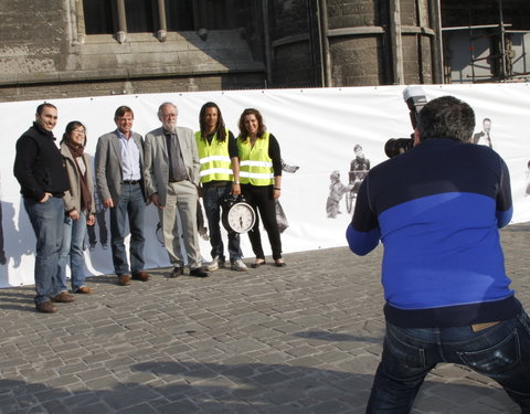 Megafotosessie tijdens de Dag tegen Racisme-10280