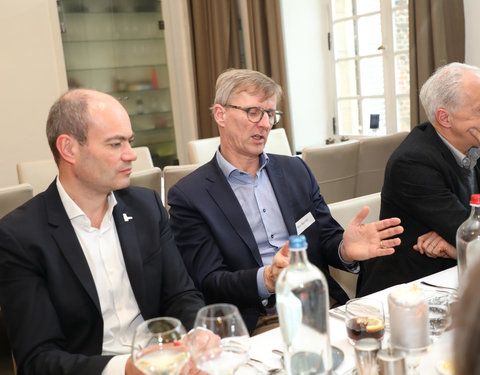 Bezoek delegatie Radboud Universiteit Nijmegen 