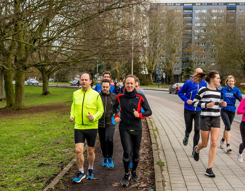 Watersportbaanloop ten voordele van H&H Education, georganiseerd door faculteit Politieke en Sociale Wetenschappen