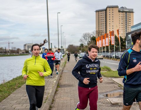 Watersportbaanloop ten voordele van H&H Education, georganiseerd door faculteit Politieke en Sociale Wetenschappen