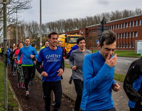 Watersportbaanloop ten voordele van H&H Education, georganiseerd door faculteit Politieke en Sociale Wetenschappen