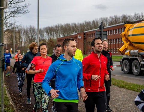 Watersportbaanloop ten voordele van H&H Education, georganiseerd door faculteit Politieke en Sociale Wetenschappen