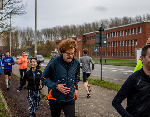 Watersportbaanloop ten voordele van H&H Education, georganiseerd door faculteit Politieke en Sociale Wetenschappen