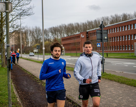 Watersportbaanloop ten voordele van H&H Education, georganiseerd door faculteit Politieke en Sociale Wetenschappen