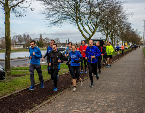 Watersportbaanloop ten voordele van H&H Education, georganiseerd door faculteit Politieke en Sociale Wetenschappen