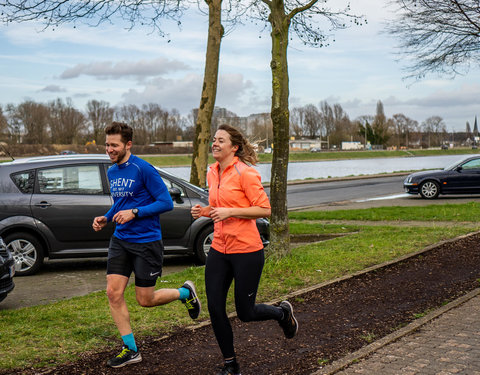 Watersportbaanloop ten voordele van H&H Education, georganiseerd door faculteit Politieke en Sociale Wetenschappen