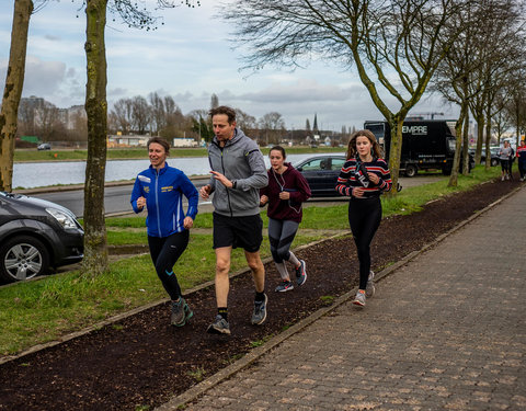 Watersportbaanloop ten voordele van H&H Education, georganiseerd door faculteit Politieke en Sociale Wetenschappen