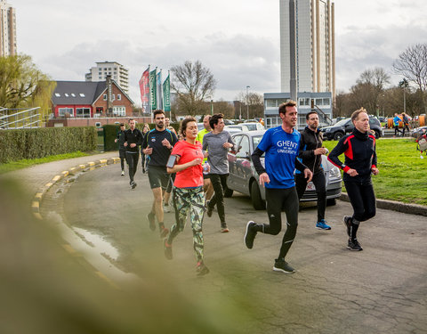 Watersportbaanloop ten voordele van H&H Education, georganiseerd door faculteit Politieke en Sociale Wetenschappen