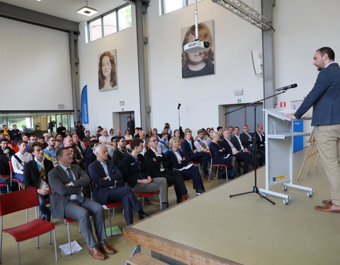 Ondertekening eerste Vlaamse Doopkader door minister van Onderwijs, rectoren en studentenvertegenwoordigers