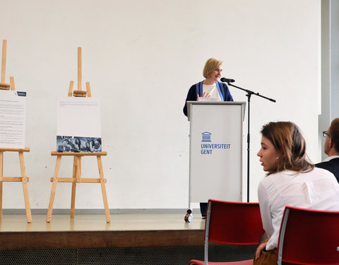 Ondertekening eerste Vlaamse Doopkader door minister van Onderwijs, rectoren en studentenvertegenwoordigers