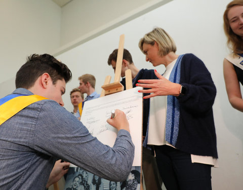 Ondertekening eerste Vlaamse Doopkader door minister van Onderwijs, rectoren en studentenvertegenwoordigers