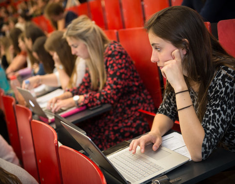 Uitreiking institutioneel eredoctoraat