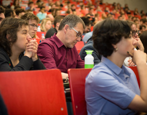 Uitreiking institutioneel eredoctoraat