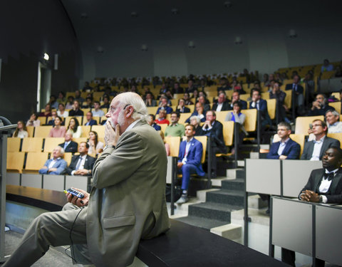 Lezing door Nobelprijswinnaar Sir Fraser Stoddart