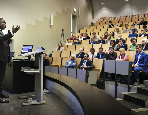 Lezing door Nobelprijswinnaar Sir Fraser Stoddart