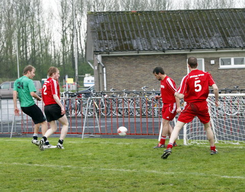 Sportnamiddag 2012 voor medewerkers UGent-10800