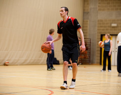 Sportnamiddag 2012 voor medewerkers UGent-11026