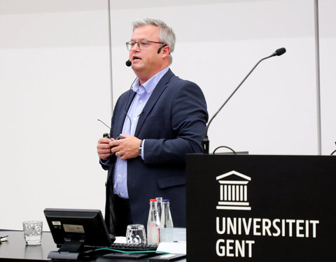 Openingscollege Politicologie met Vlaams minister-president Jan Jambon