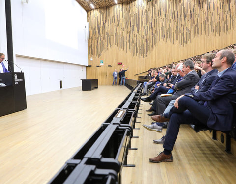 Openingscollege Politicologie met Vlaams minister-president Jan Jambon