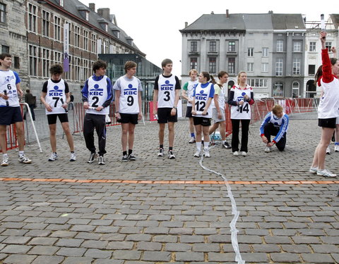 29e editie van 12-urenloop op Sint-Pietersplein-11321