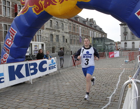 29e editie van 12-urenloop op Sint-Pietersplein-11332