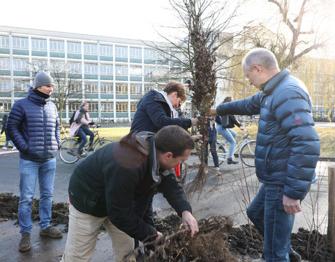 'Plant your Campus' op Campus Sterre