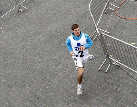 29e editie van 12-urenloop op Sint-Pietersplein-11358