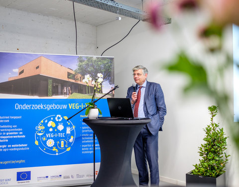 Eerstesteenlegging VEG-i-TEC onderzoeksgebouw voor de aardappel- en groentenverwerkende industrie in West-Vlaanderen