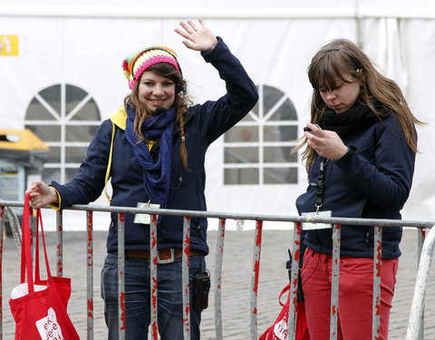 29e editie van 12-urenloop op Sint-Pietersplein-11398