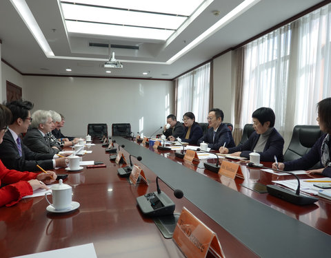 Bezoek aan 10 Chinese topuniversiteiten met ondertekening 6 samenwerkingsakkoorden