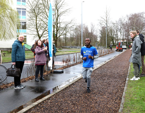 Opening Pimp your Campus-tuin en inhuldiging van looppad op Campus Sterre