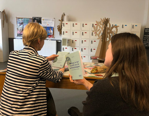 Verspreiding 'leeg boek, met enkel een inleiding' in kader van lancering GUM