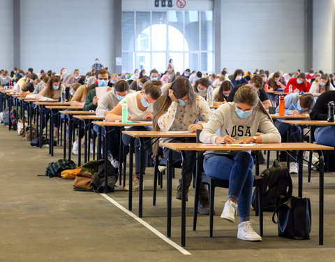 On campus examen in Flanders Expo