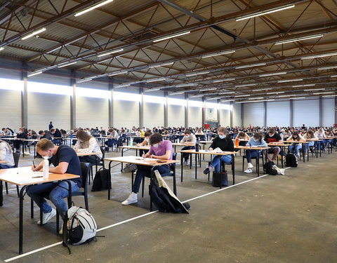 On campus examen in Flanders Expo