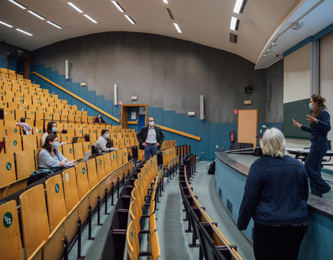 Bezoek rector Rik Van de Walle en vicerector Mieke Van Herreweghe on campus en online