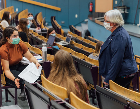 Bezoek rector Rik Van de Walle en vicerector Mieke Van Herreweghe on campus en online