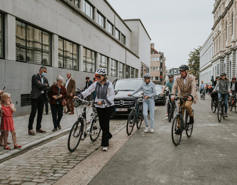 Koning Filip bezoekt met zijn gezin de Boekentoren