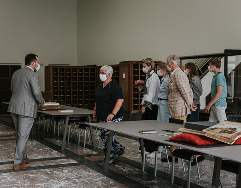 Koning Filip bezoekt met zijn gezin de Boekentoren