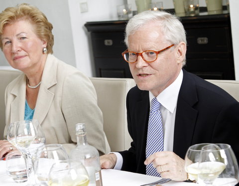 Bezoek Finse ambassadeur en voorstelling van woordenboek Fins-Nederlands/Nederlands-Fins-12837