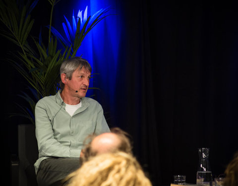 Laatste gespreksavond met Erwin Mortier en Paul Verhaeghe in de reeks 'Lezen in tijden van zorgzaamheid'