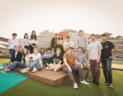 Bezoek Gentse studenten aan hun collega's op de Global Campus in Korea