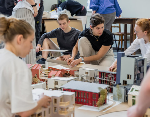 Sfeerbeelden studenten faculteit Ingenieurswetenschappen en Architectuur